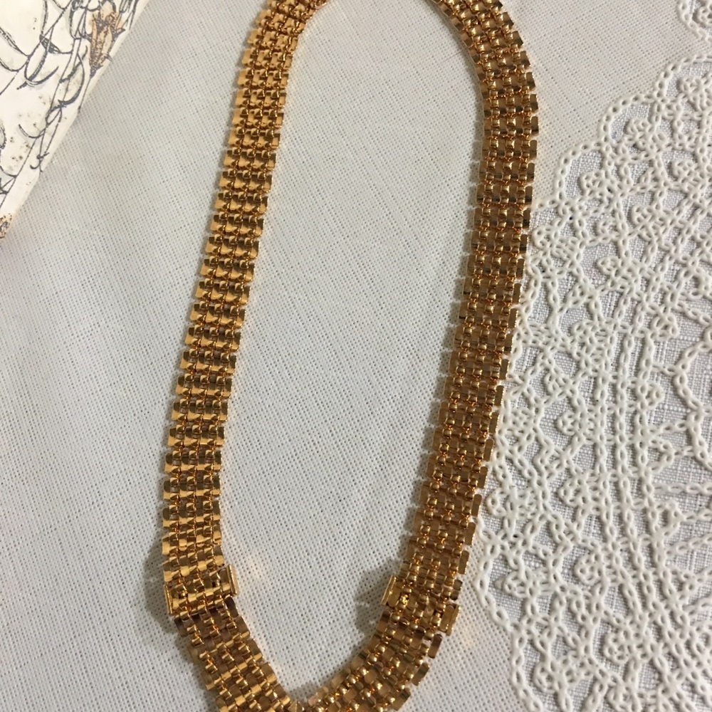 Beautiful necklace - Picture 4 of 6